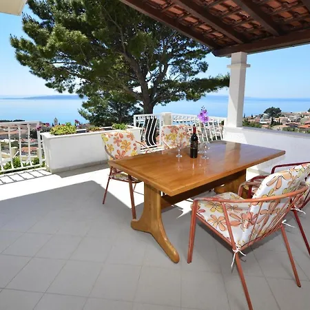 Family friendly apartments with a swimming pool Baska Voda, Makarska - 12442 Exteriör bild