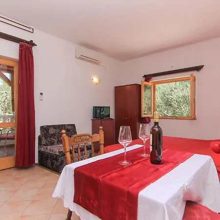 Family friendly apartments with a swimming pool Baska Voda, Makarska - 12442 Exteriör bild