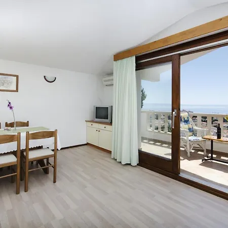 Family friendly apartments with a swimming pool Baska Voda, Makarska - 12442 Exteriör bild