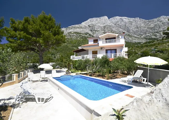 Family Friendly Apartments With A Swimming Pool Baska Voda, Makarska - 12442