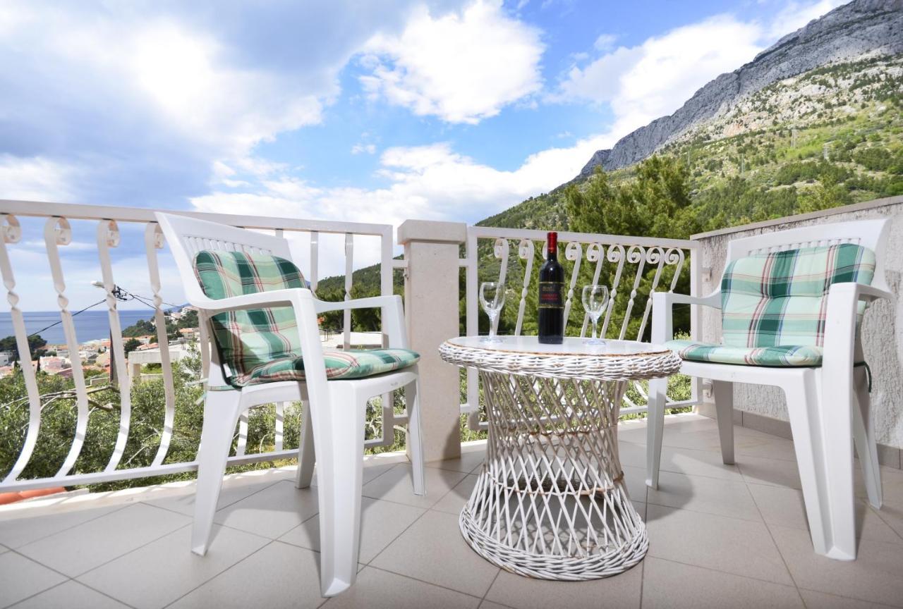 Family Friendly Apartments With A Swimming Pool Baska Voda, Makarska - 12442 Baska Voda