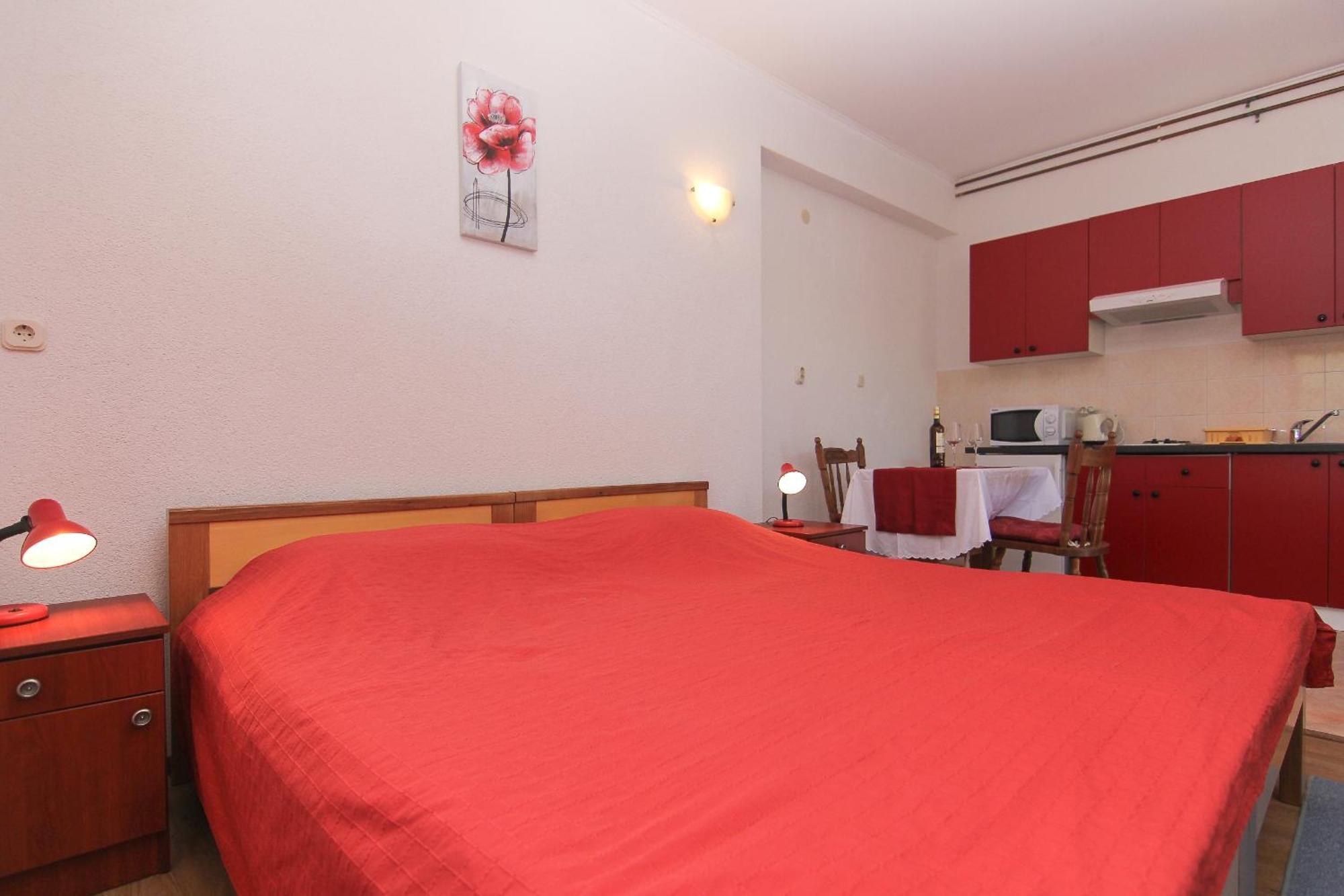 Family Friendly Apartments With A Swimming Pool Baska Voda, Makarska - 12442 Apartment